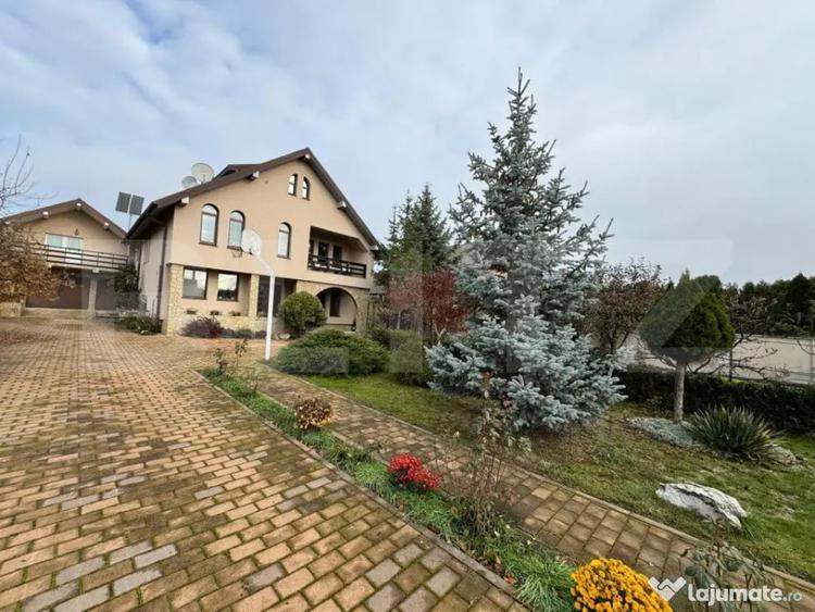 Casă cu 4 camere cu Teren 1000 Mp în Central