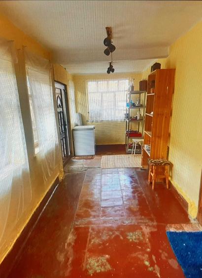 Casă cu 3 camere în Cuied