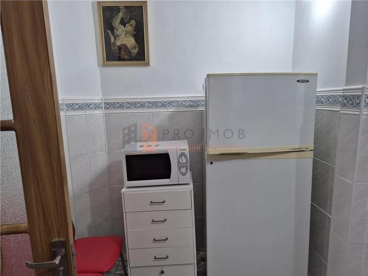 Apartament cu 2 camere decomandat, mobilat în Unirii Sud