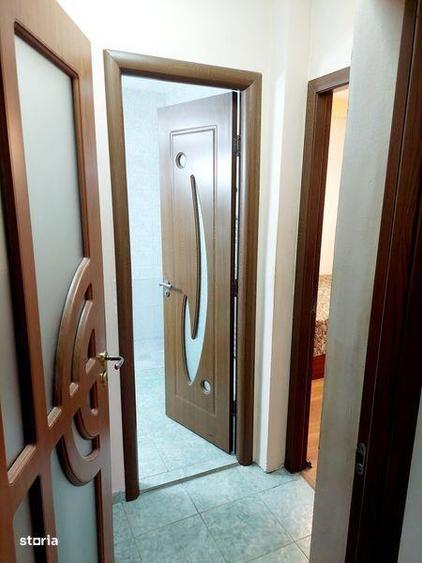 Apartament cu 2 camere semidecomandat, mobilat în Central