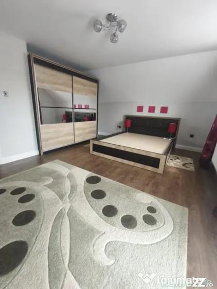 Casă cu 4 camere cu Teren 2600 Mp în Horodnic