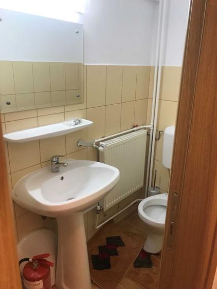 Apartament cu 3 camere decomandat în Unirii