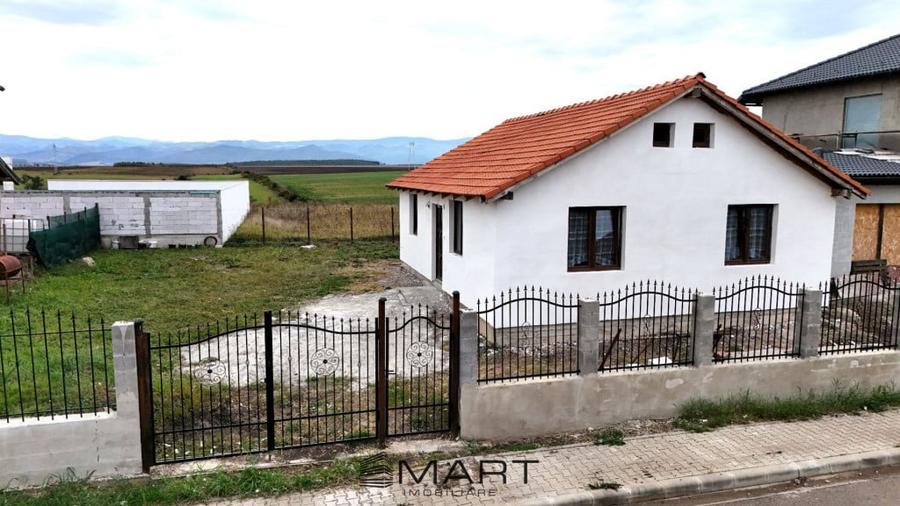 Casă cu 2 camere cu Teren 475 Mp în Șura Mică