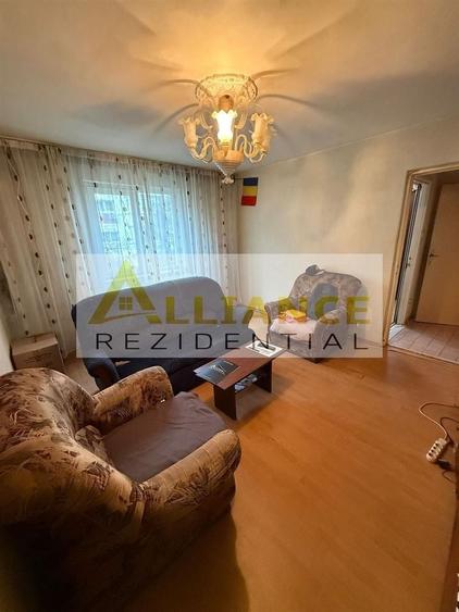 Apartament cu 2 camere decomandat în Brâncoveanu