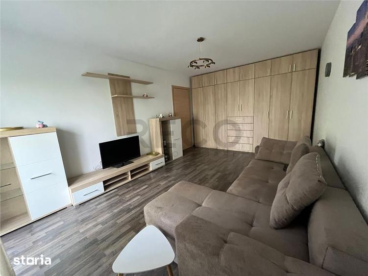 Apartament cu 2 camere decomandat în Decebal
