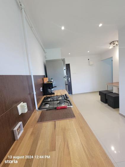 Apartament cu 3 camere decomandat în Micro 3