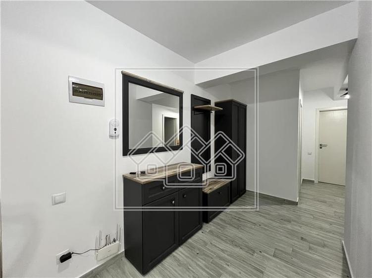 Apartament cu 3 camere nedecomandat în Turnișor