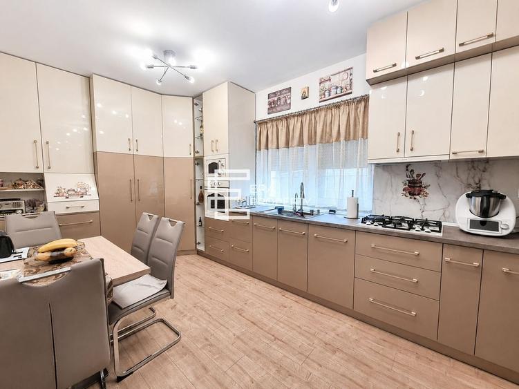 Duplex cu 4 camere cu Canalizare în Șelimbăr