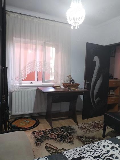 Casă cu 4 camere cu Teren 211 Mp în Palas