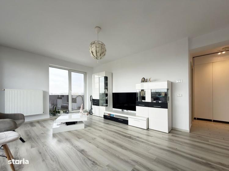 Apartament cu 3 camere decomandat în Palazu Mare