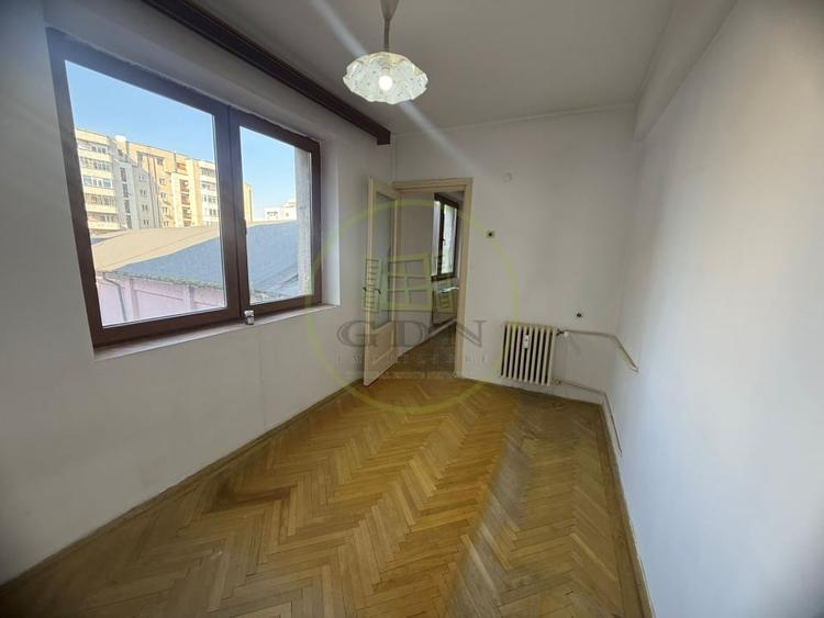 Apartament cu 2 camere semidecomandat în Ultracentral