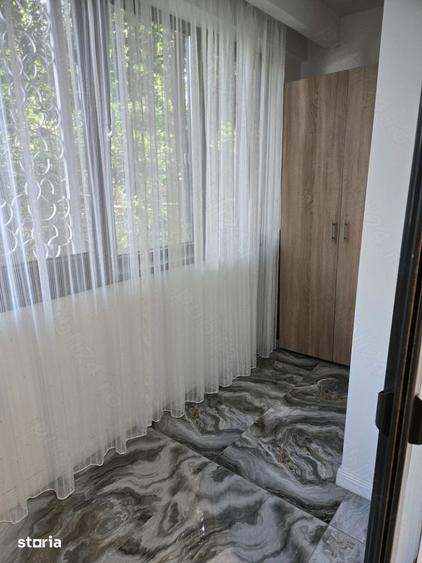 Apartament cu 2 camere semidecomandat, mobilat în Titan