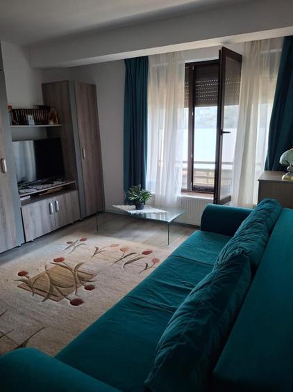 Duplex cu 3 camere cu Canalizare în Exterior Nord
