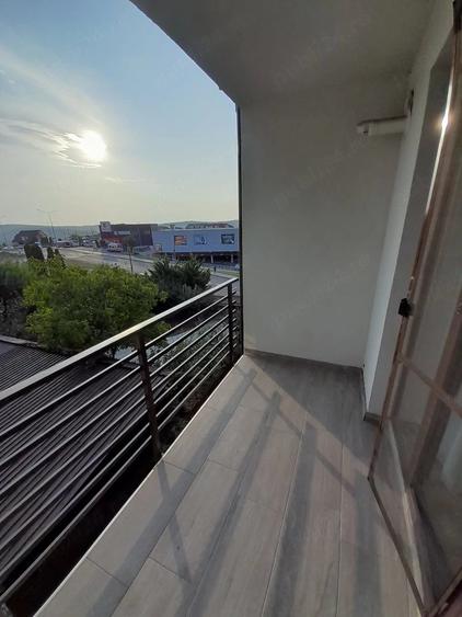 Inchiriez apartament 2 dormitoare + living - 7