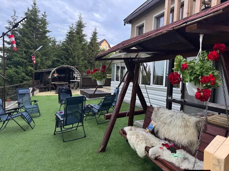 Casă cu 4 camere în Central