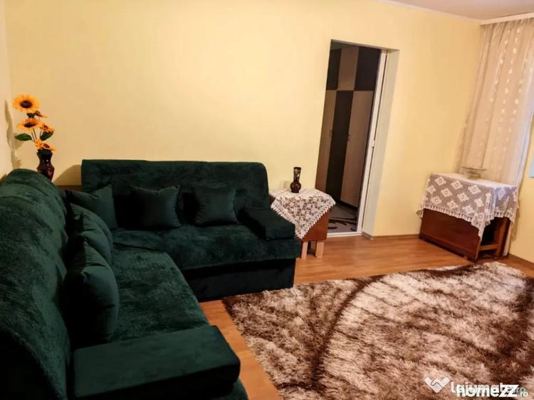 Apartament cu 2 camere semidecomandat în Groapa