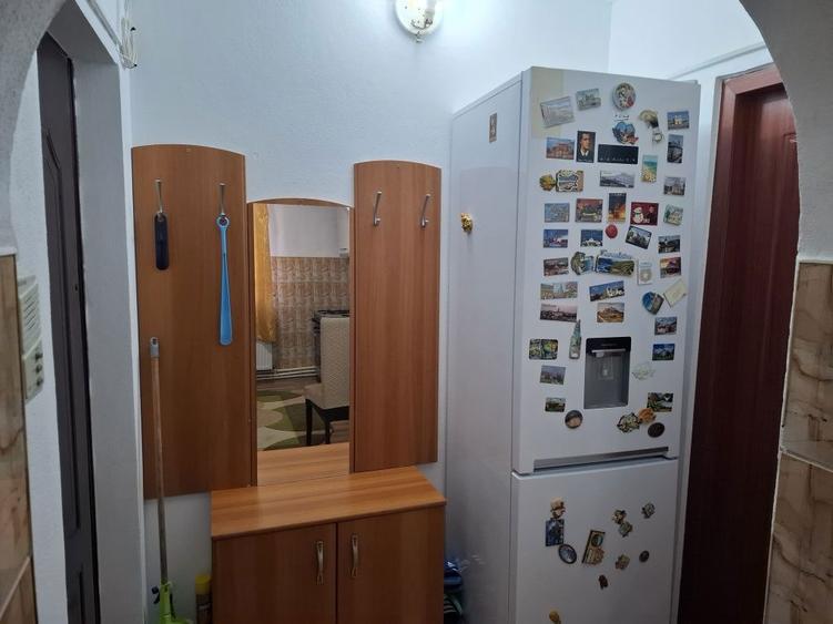 Apartament cu 2 camere nedecomandat în Lupoaia