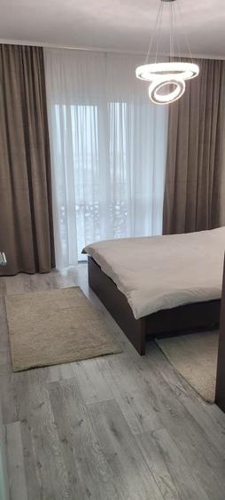 Apartament cu 2 camere decomandat în Dobroești