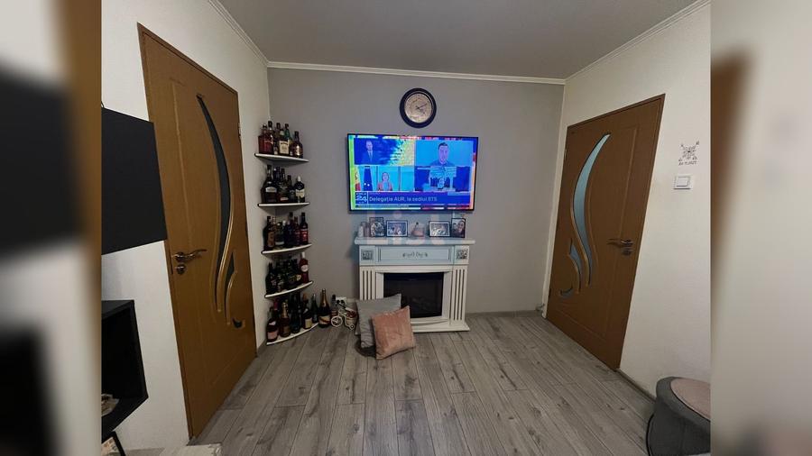 Apartament cu 2 camere semidecomandat în Decebal