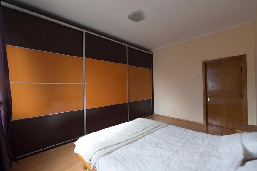 Apartament cu 2 camere decomandat în Universitate