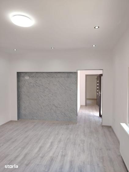 Casa cu 3 camere, 300 mp teren, Zona Gara Bacau - 16
