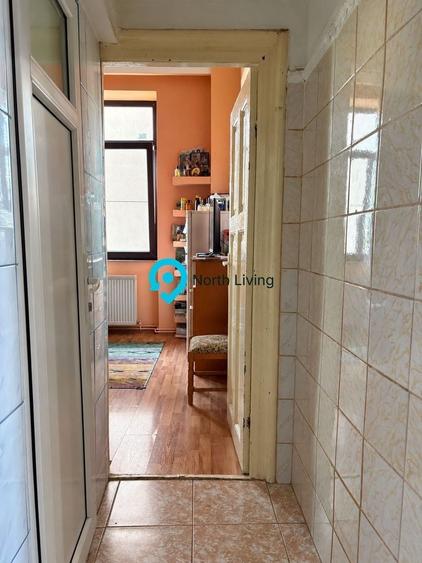 Apartament cu 3 camere semidecomandat în Șerban Vodă