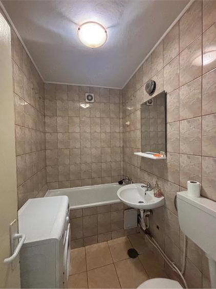 Apartament 3 camere de inchiriat , central - 2