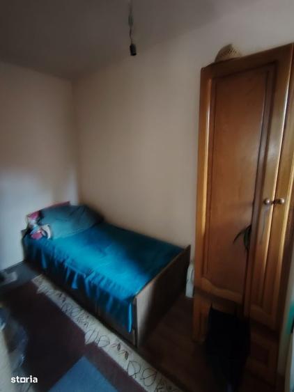 Casă cu 4 camere în Zimandcuz