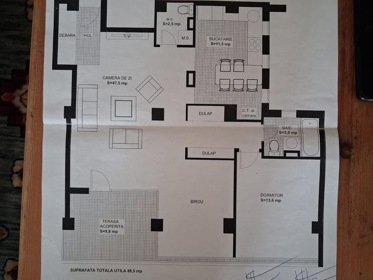 Apartament cu 3 camere semidecomandat, mobilat în Gheorghe Lazăr