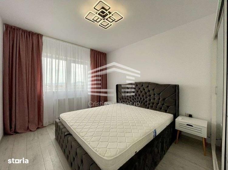 Apartament cu 3 camere decomandat în Noua