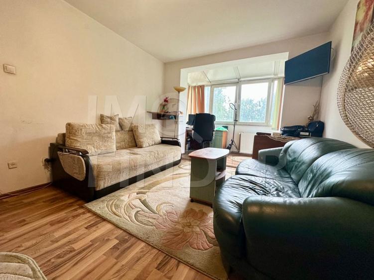 Apartament cu 2 camere semidecomandat, mobilat în Gheorgheni