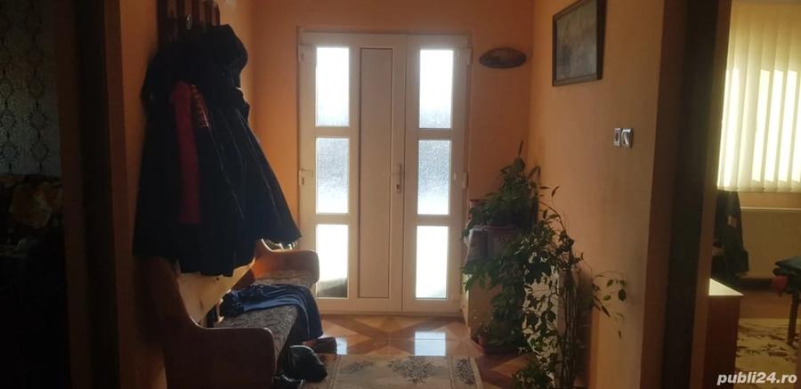 Casă cu 4 camere în Iecea Mare