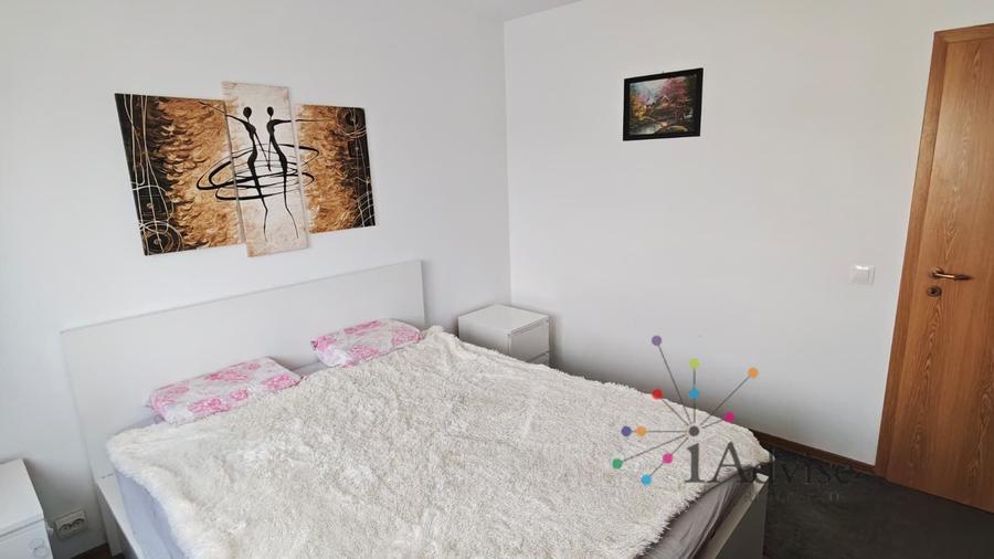 Apartament cu 2 camere decomandat în Tractorul