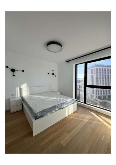 Apartament cu 3 camere semidecomandat în Nerva Traian