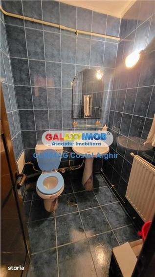Apartament cu 4 camere decomandat în Găvana
