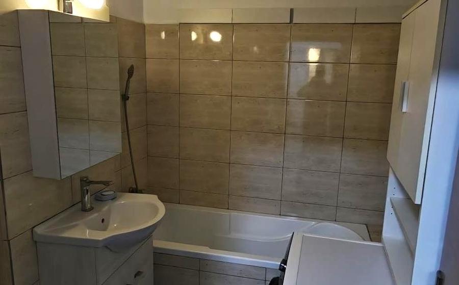 Garsonieră decomandată în Muncii