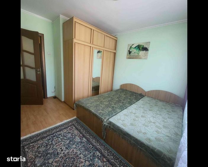 Apartament cu 2 camere decomandat în Energiei