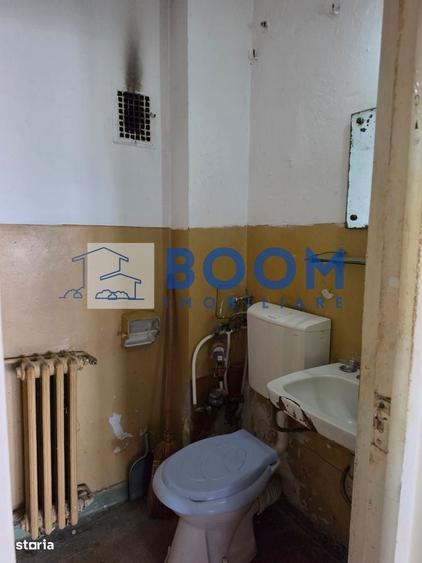 Apartament cu 4 camere decomandat în Traian