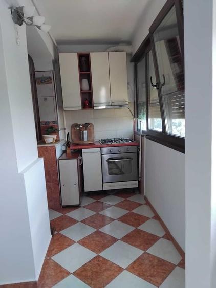 Apartament cu 2 camere semidecomandat în Dristor