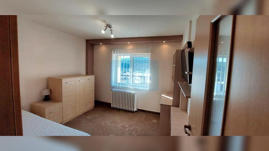 Apartament cu 3 camere în Calea Moldovei