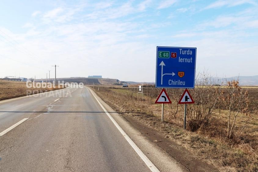Teren Construcții intravilan de 25000 mp, în Sânpaul