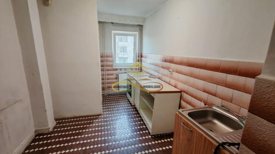 Apartament cu 2 camere decomandat în Narcisa