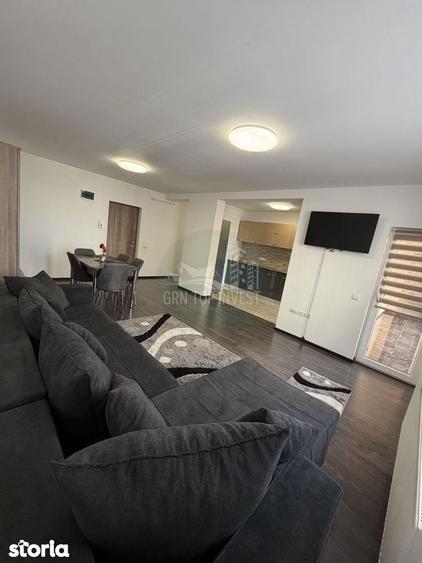 Apartament cu 3 camere, mobilat în Central
