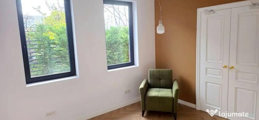 Casă cu 2 camere cu Teren 200 Mp în Central