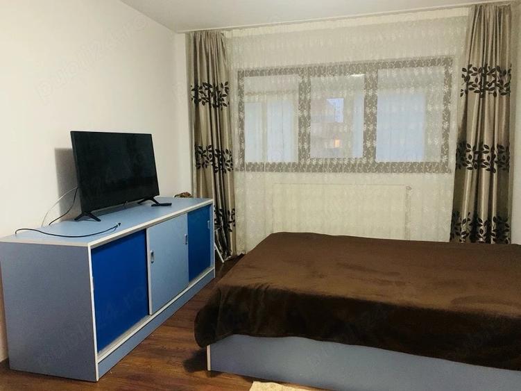 Garsonieră decomandată în Viziru 1