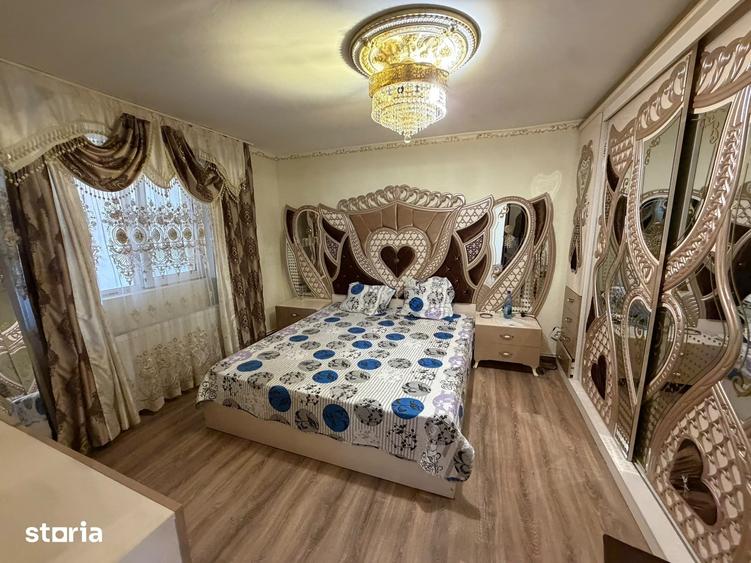 Casă cu 4 camere cu Teren 200 Mp în Central
