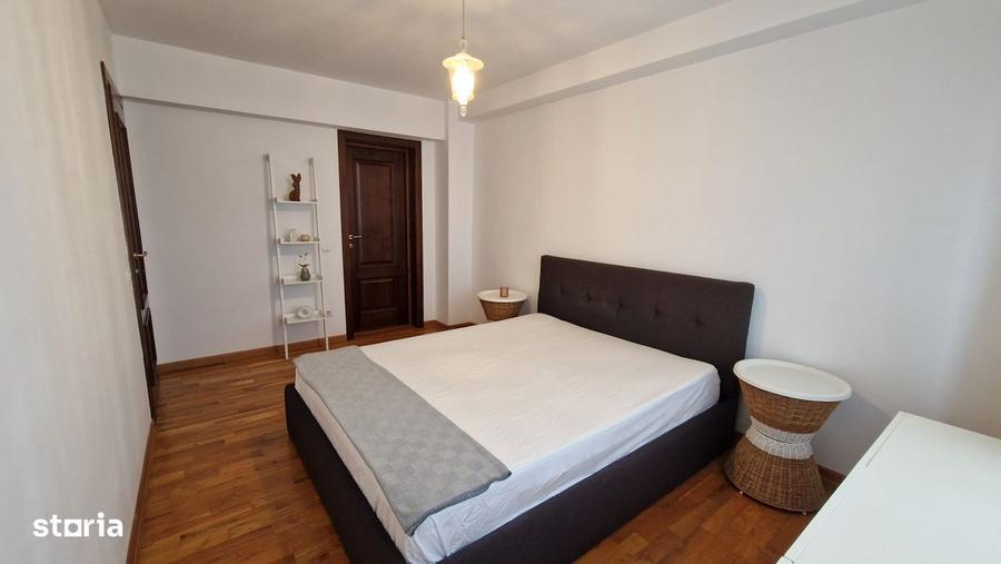 Apartament cu 3 camere în Central
