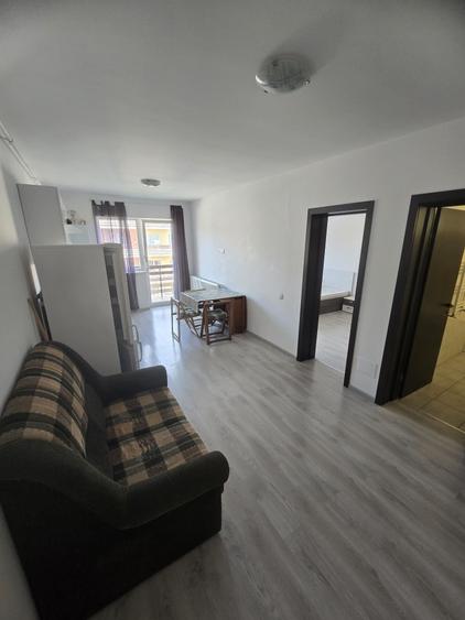 Apartament cu 2 camere semidecomandat în Sânpetru