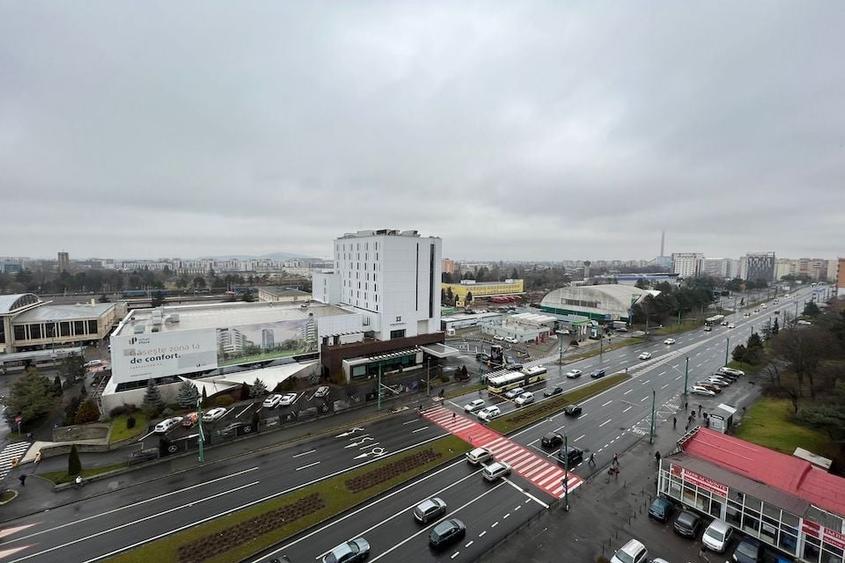 Garsonieră decomandată, mobilată în Gării