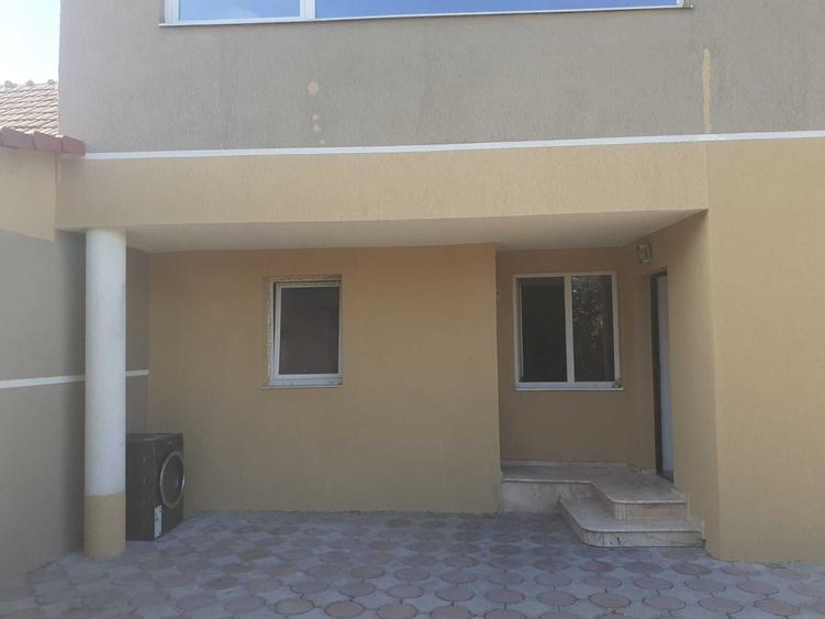 Casă cu 2 camere în Lipoveni